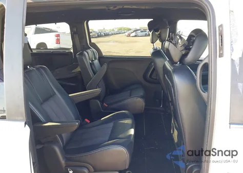 2013 Chrysler Town & Country S from USA, damaged, VIN 2C4RC1HG9DR818313